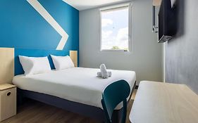 ibis budget Nanterre La Defense